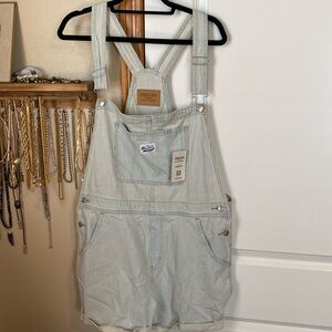 NWT Levi’s Signature Overall Shorts